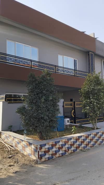 Beautiful House Available For Sale in B17