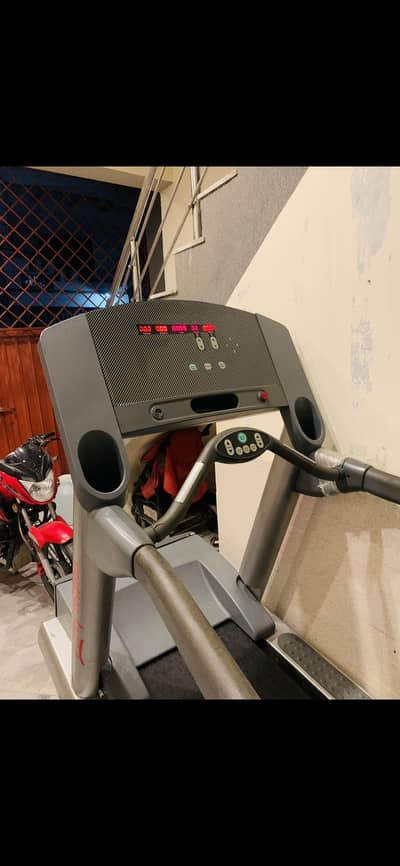 Treadmill unlimited wights supports