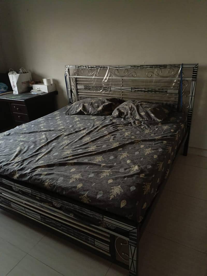 bed available 0