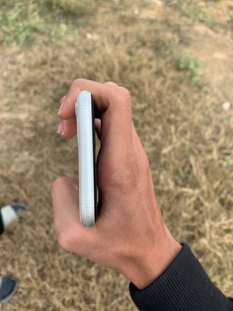 Iphone111 6