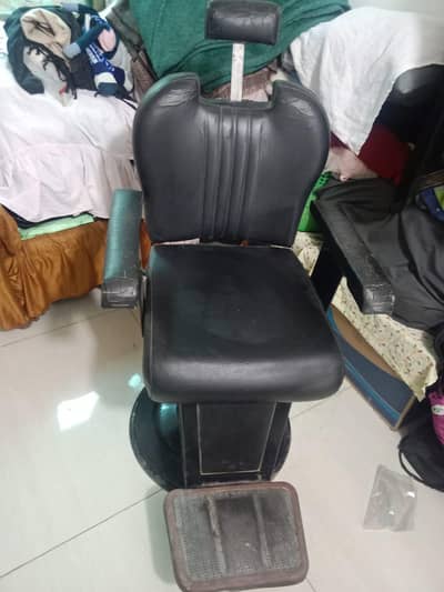 saloon chair