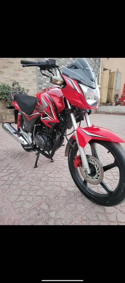 Honda cb 150f like new