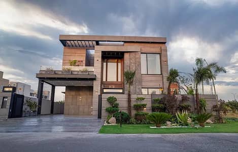 Experience Ultimate Luxury Living In This 1 Kanal Ultra-Modern House DHA Phase 6 H Block