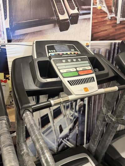 Treadmills / Spin bike / Elliptical / Homegym / Exercise bike / X bike