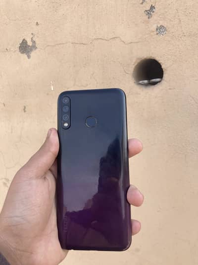 Tecno spark 4 3 32