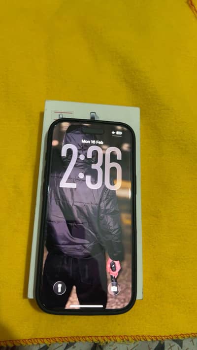 I PHONE 17 AIR JV BOX WITH ORIGINAL CABLE