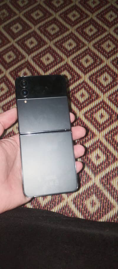 samsumg z flip 4 mobile