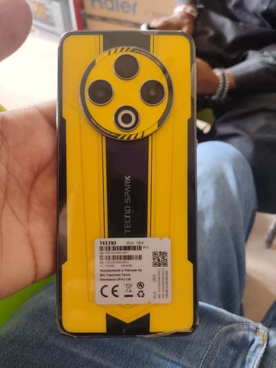 Tecno Spark 30 gaming edition