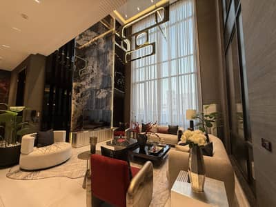 1 Kanal Full Basement Swimming Pool Home Theatre At Prime Location For Sale