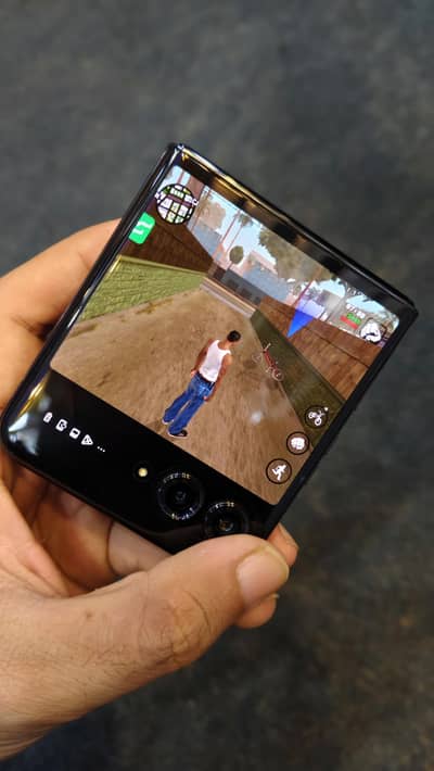 Razr 50 Ultra 8s Gen 3  12+12/256 10/10 03152196756