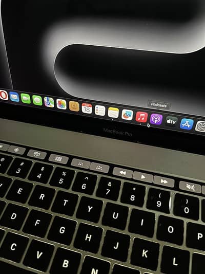 MacBook Pro M1 – Performance Beast