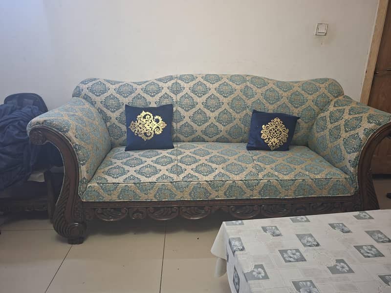 sofas good condition 0