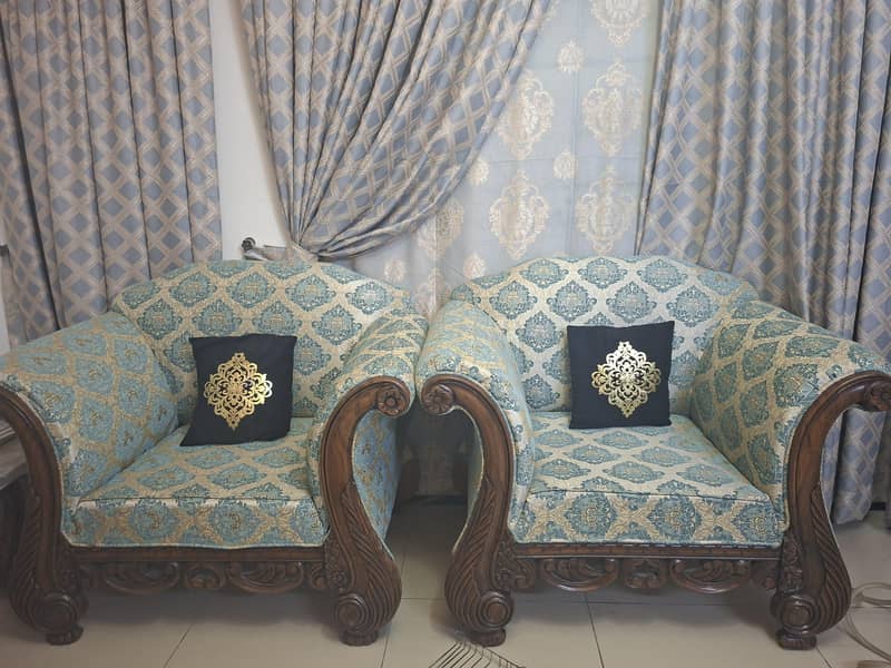 sofas good condition 1