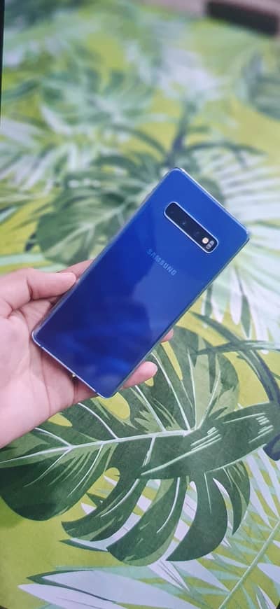 Samsung galaxy s10 plus  pta approved total original