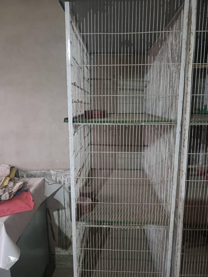 cages 0