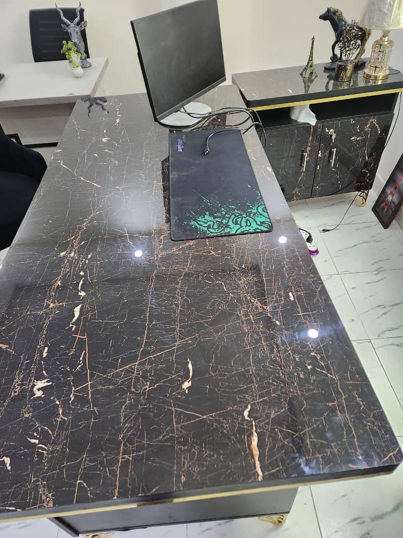 Executive Table L Shape Table New Look 2