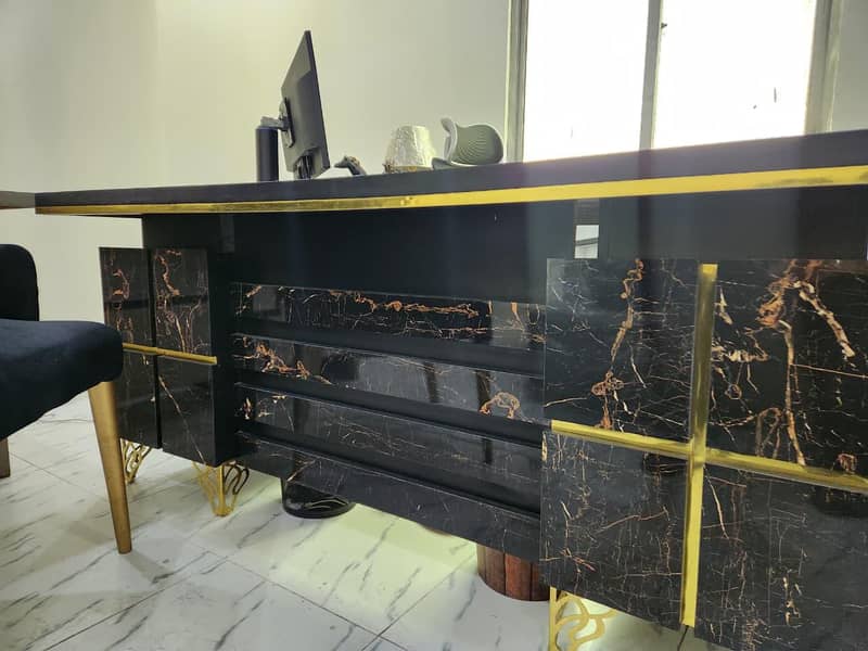 Executive Table L Shape Table New Look 10