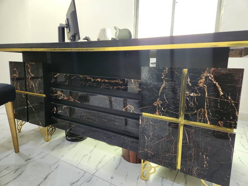 Executive Table L Shape Table New Look 11