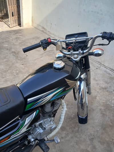 HHonda CG125  2023 – Neat & Clean – Documents Clear