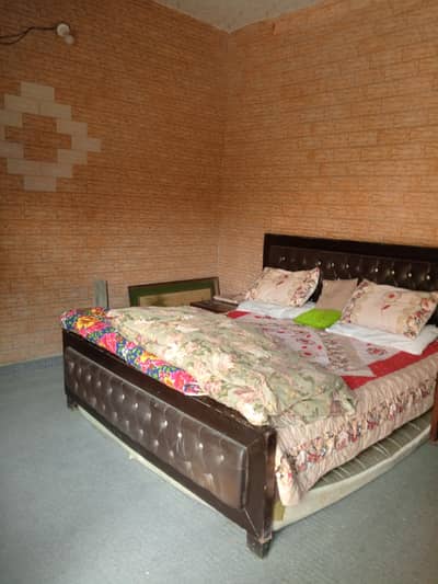 FURNISHED ROOM AVAILABLE FOR RENT IN KAMRAN BLOCK