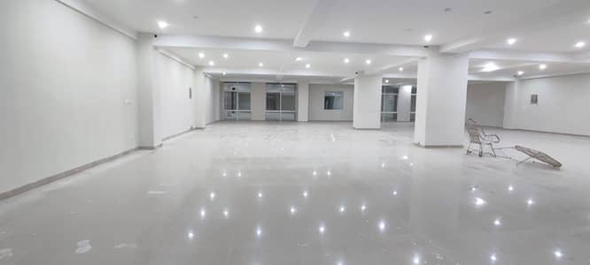 10,000 Sqft New Office Floor with Lift, Parking available for Rent