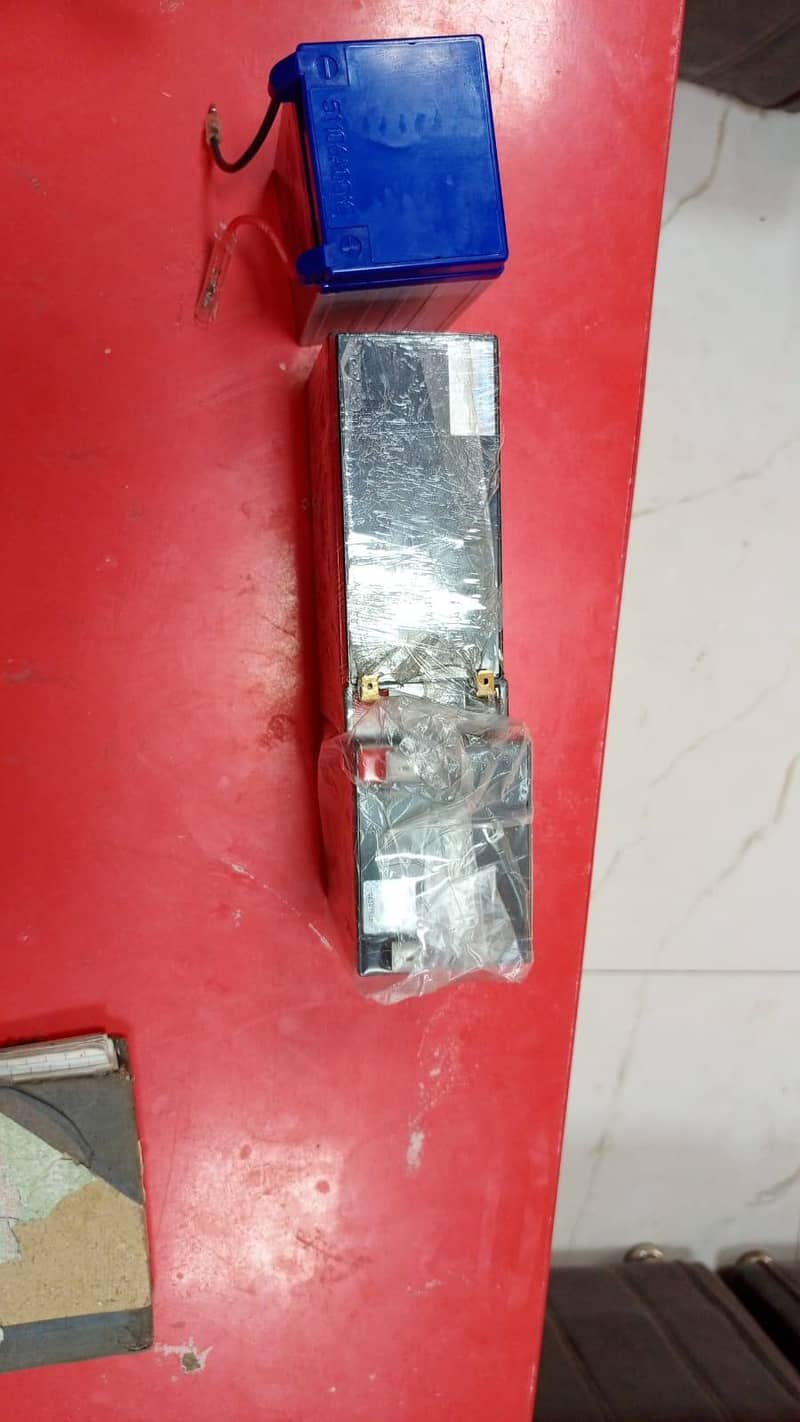 چلڈرن الیکٹرک کار بیٹری دستیاب ہے!  1