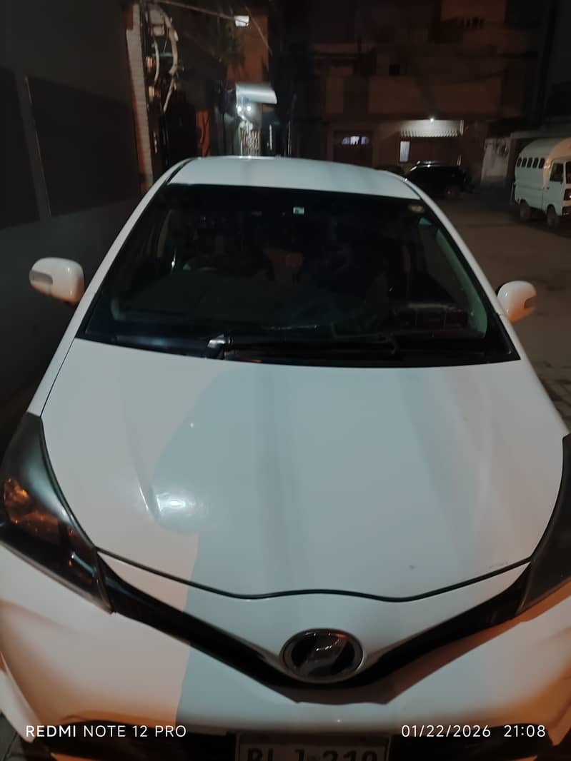 VITZ White colour - Cars - 1111435736
