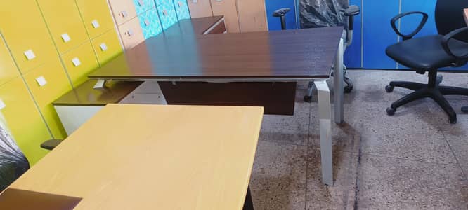 used office funitures best quality Tables, Chairs, Sofaset 03303431783