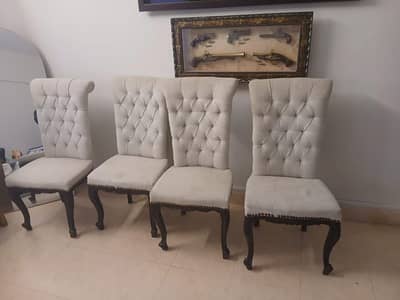 5 dining chairs for sale (3000 each)