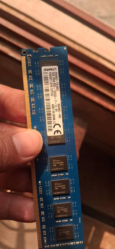 8 GB DDR 3 RAM 12600