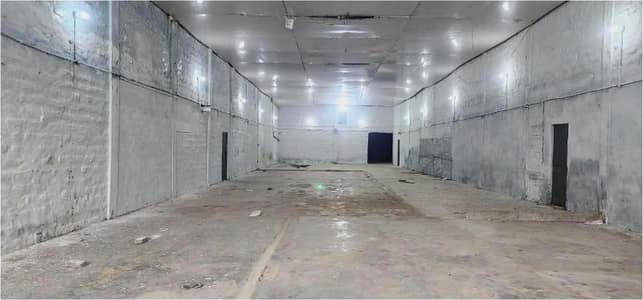 I-10 9,500 Sqft Warehouse with Offices, Halls, Parking