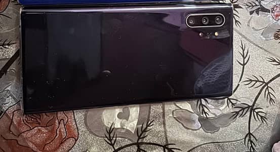 sumsung note 10 plus dot ma or shade ma hai 12/256 koi problem ni