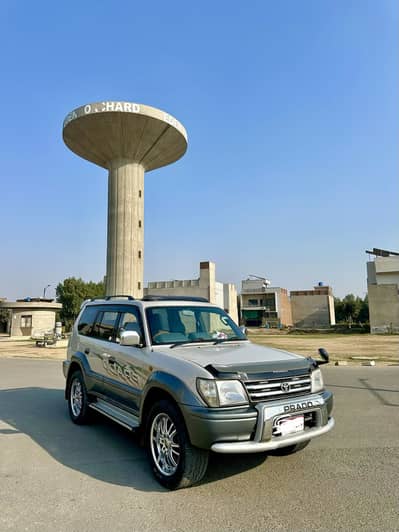 TOYOTA PRADO