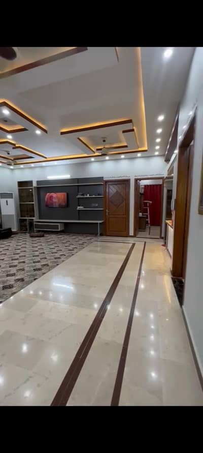 This Property Direct From Owner. Premium Bungalow 260 Yards Corner West Open Main 150 Road In Sector Q Gulshan e Maymar Karachi