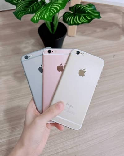iphone 6 s plus 128 GB my WhatsApp number 03 25 022 67 56