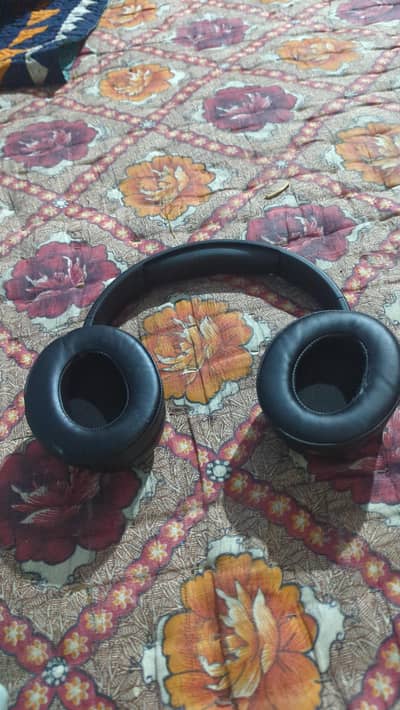 new headphones  with no issues
