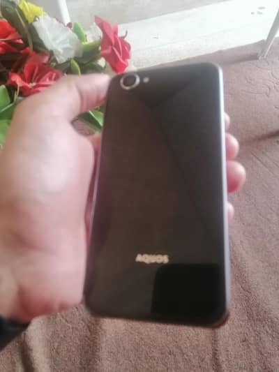 Aquos SH04 3GB 32GB All okay 10.9 condition water pack