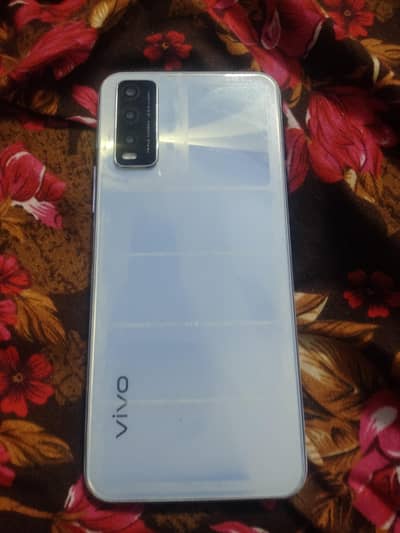 my vivo y20 Pura orgnal mobile hai srif Halka gals tut hua ha