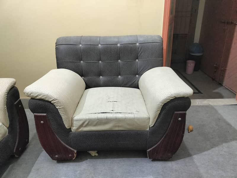 Sofa set 7 seater 0