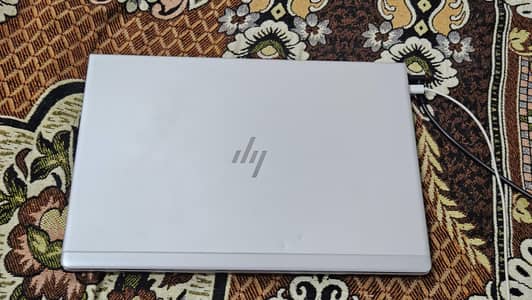 Elitebook 840 g5 --i5 8th gen