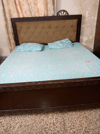 king sized bed minimum 6month use