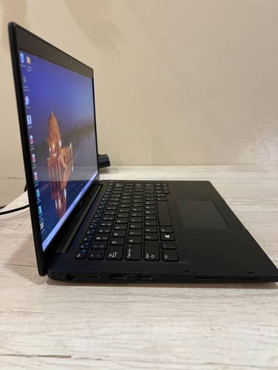 Dell Latitude 7390