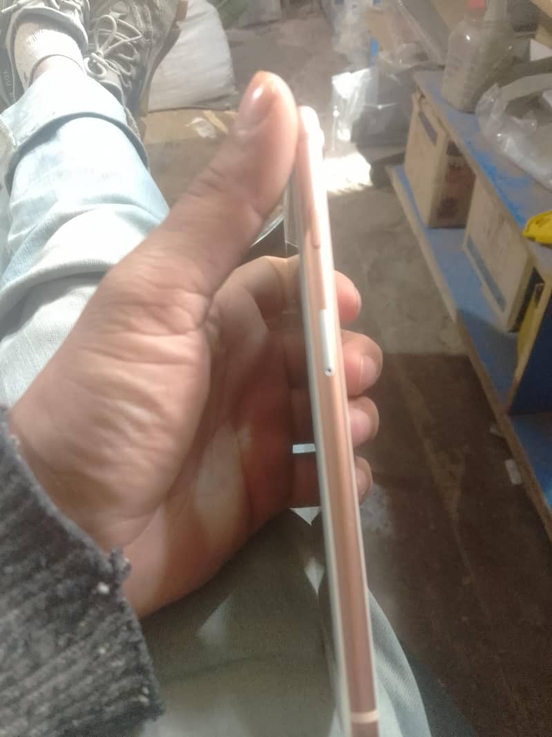 iphone 8 plus sim working 1