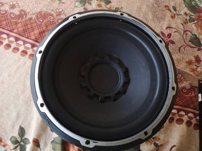 I am selling woofer bass tube original Sony mp3 player and rockmark 4