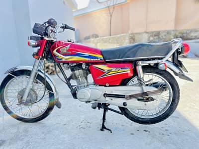 Antique peace  zero condition bike mansib price mein