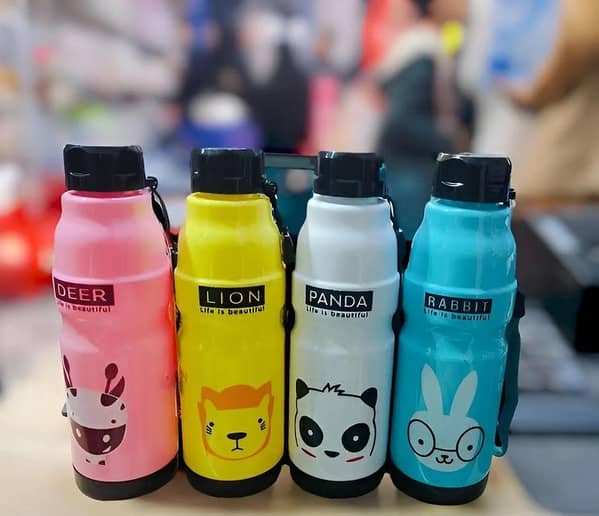 Kids Commando Water Bottles in Various Designs and Colors for Adventure and Hydration On-The-Go