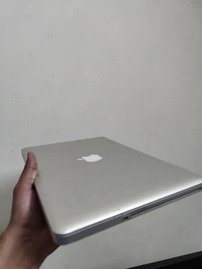 apple laptop MacBook pro