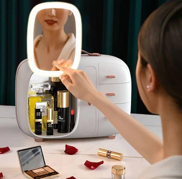 New Dust-Proof Large-Capacity Portable Skin Care Rack with Integrated Lighted Mirror and Makeup Storage Box
