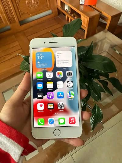 Iphone 7plus pta approved 128GB My WhatsApp number  0325-15-67-306