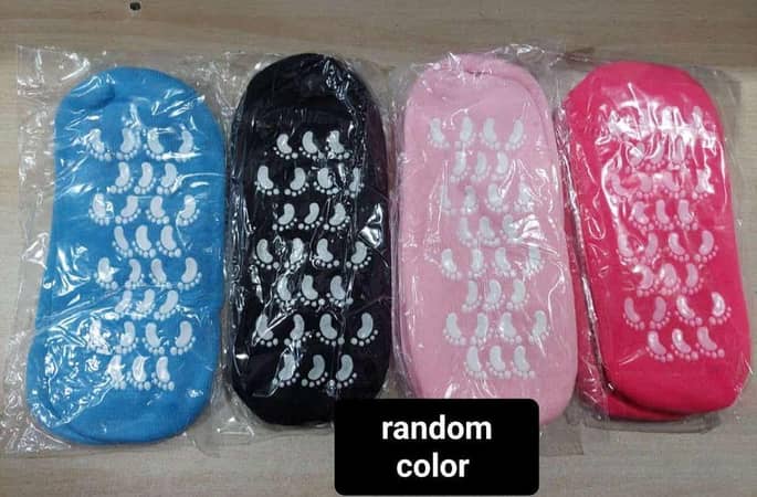 Spa Gel Socks Moisturizing and Repairing Cracked Skin, Dry Foot Care and Skin Care Foot Care